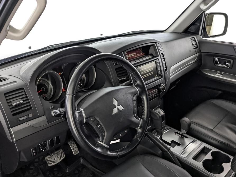 Mitsubishi Pajero IV Рестайлинг 1 Москва  - изображение 15