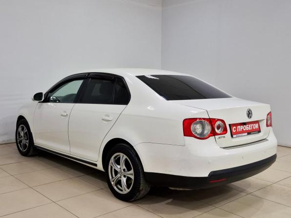 Volkswagen Jetta V с пробегом 2010 года, цена 460 000 рублей, 273839 км, седан, Автокод Объявления