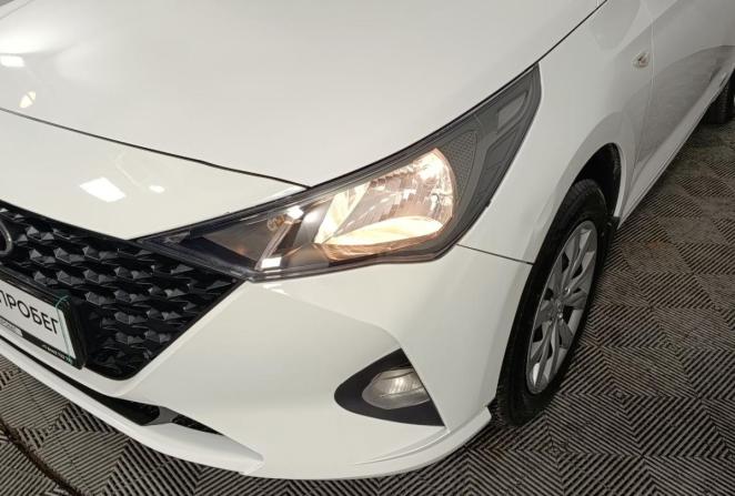 Hyundai Solaris II Рестайлинг с пробегом 2021 года, цена 1 195 000 рублей, 121657 км, седан, Автокод Объявления