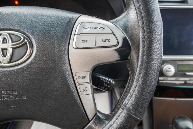 Toyota Camry VI (XV40) Рестайлинг с пробегом 2011 года, цена 1 299 000 рублей, 280000 км, седан, Автокод Объявления