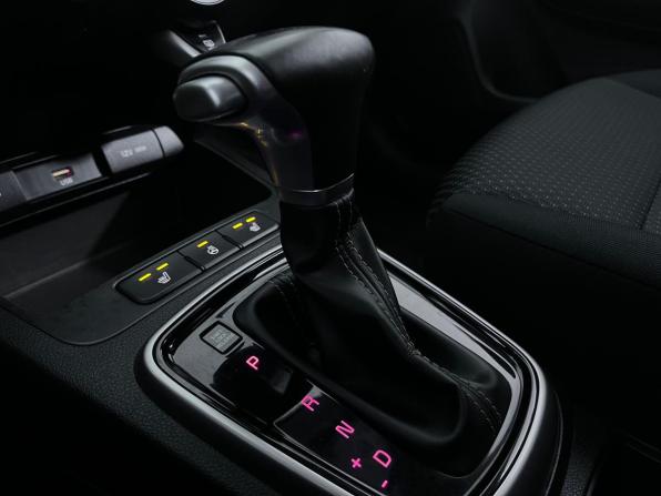 Kia Rio IV Рестайлинг с пробегом 2020 года, цена 1 425 000 рублей, 65089 км, седан, Автокод Объявления