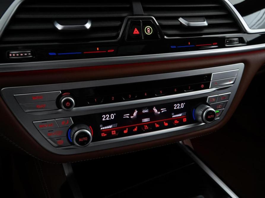 BMW 7 серии VI (G11/G12) Рестайлинг Москва  - изображение 21