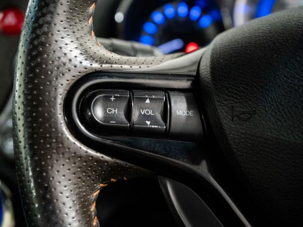 Honda Fit Shuttle I с пробегом 2012 года, цена 900 000 рублей, 193553 км, универсал, Автокод Объявления