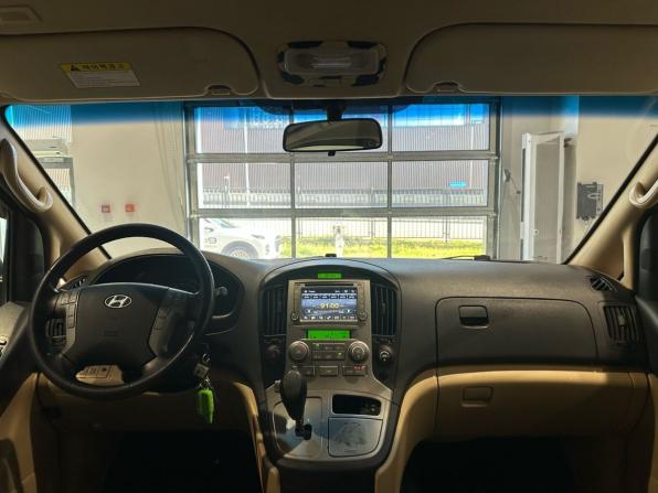 Hyundai Grand Starex I с пробегом 2008 года, цена 1 140 000 рублей, 177173 км, минивэн, Автокод Объявления