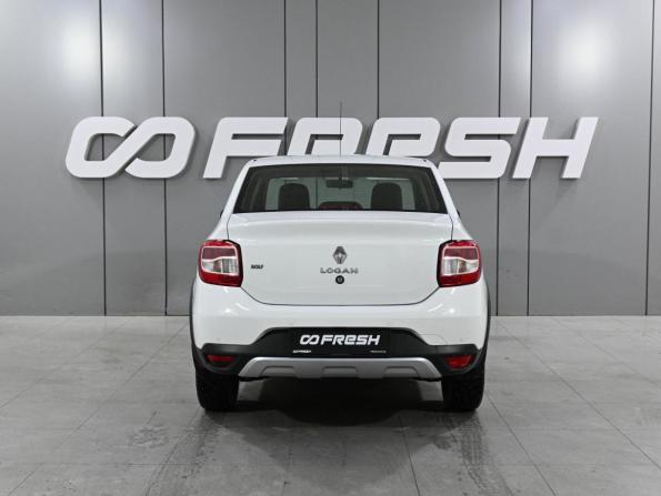 Renault Logan II Рестайлинг с пробегом 2022 года, цена 1 399 000 рублей, 74891 км, седан, Автокод Объявления