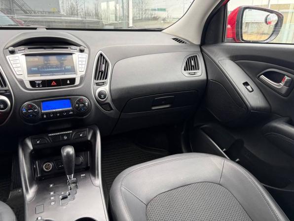 Hyundai ix35 I с пробегом 2012 года, цена 1 065 000 рублей, 146534 км, внедорожник, Автокод Объявления