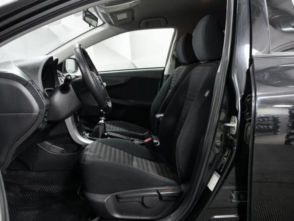 Toyota Corolla X (E140 E150) Рестайлинг с пробегом 2013 года, цена 1 096 000 рублей, 176305 км, седан, Автокод Объявления