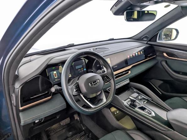 Geely Monjaro I с пробегом 2023 года, цена 2 995 000 рублей, 44990 км, внедорожник, Автокод Объявления