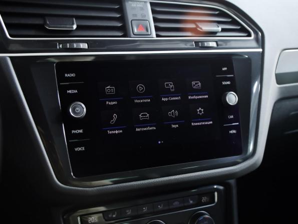 Volkswagen Tiguan II с пробегом 2020 года, цена 3 499 000 рублей, 46836 км, внедорожник, Автокод Объявления