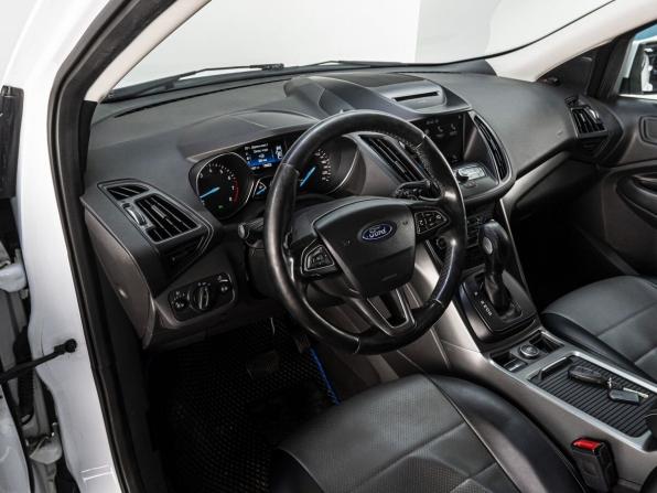 Ford Kuga II Рестайлинг с пробегом 2017 года, цена 1 839 000 рублей, 187457 км, внедорожник, Автокод Объявления