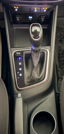 Hyundai Solaris II Рестайлинг с пробегом 2022 года, цена 1 680 000 рублей, 38450 км, седан, Автокод Объявления