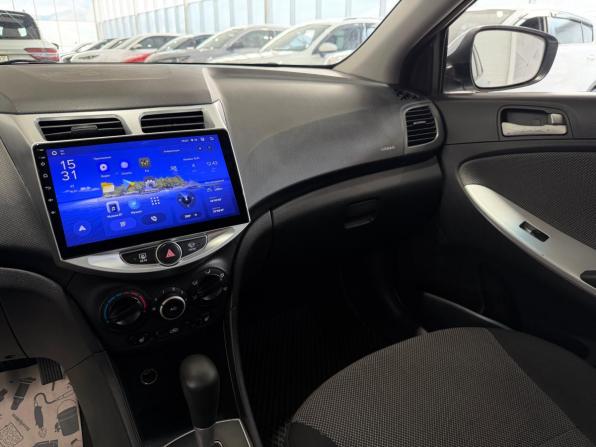 Hyundai Solaris I с пробегом 2012 года, цена 850 000 рублей, 205000 км, седан, Автокод Объявления
