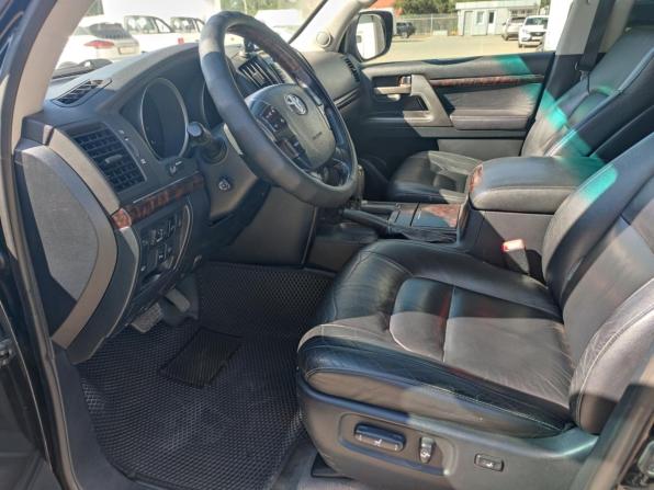 Toyota Land Cruiser 200 Series с пробегом 2011 года, цена 3 599 900 рублей, 255267 км, внедорожник, Автокод Объявления