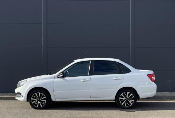 Lada (ВАЗ) Granta I Рестайлинг с пробегом 2023 года, цена 840 000 рублей, 43351 км, седан, Автокод Объявления
