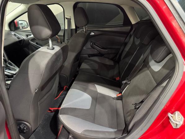 Ford Focus III с пробегом 2012 года, цена 570 000 рублей, 262229 км, хэтчбек, Автокод Объявления