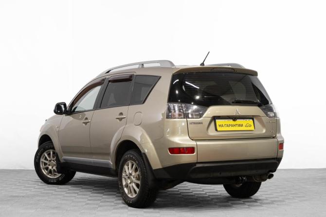 Mitsubishi Outlander II с пробегом 2008 года, цена 999 000 рублей, 257600 км, внедорожник, Автокод Объявления