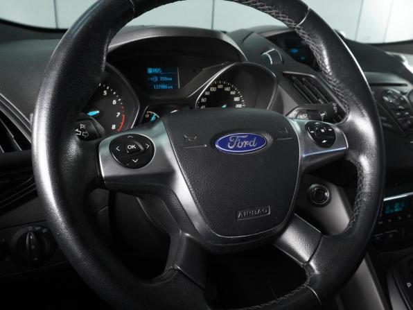 Ford Kuga II с пробегом 2016 года, цена 1 629 000 рублей, 112980 км, внедорожник, Автокод Объявления