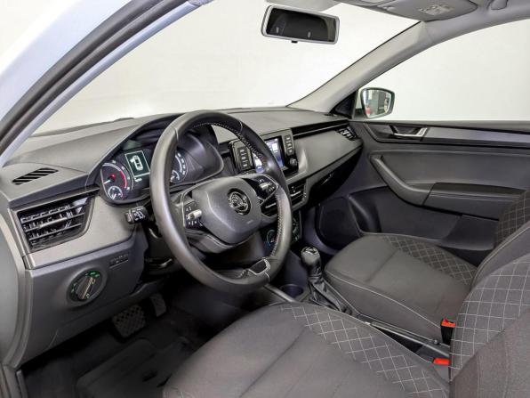Skoda Rapid II с пробегом 2021 года, цена 1 250 000 рублей, 162731 км, лифтбек, Автокод Объявления