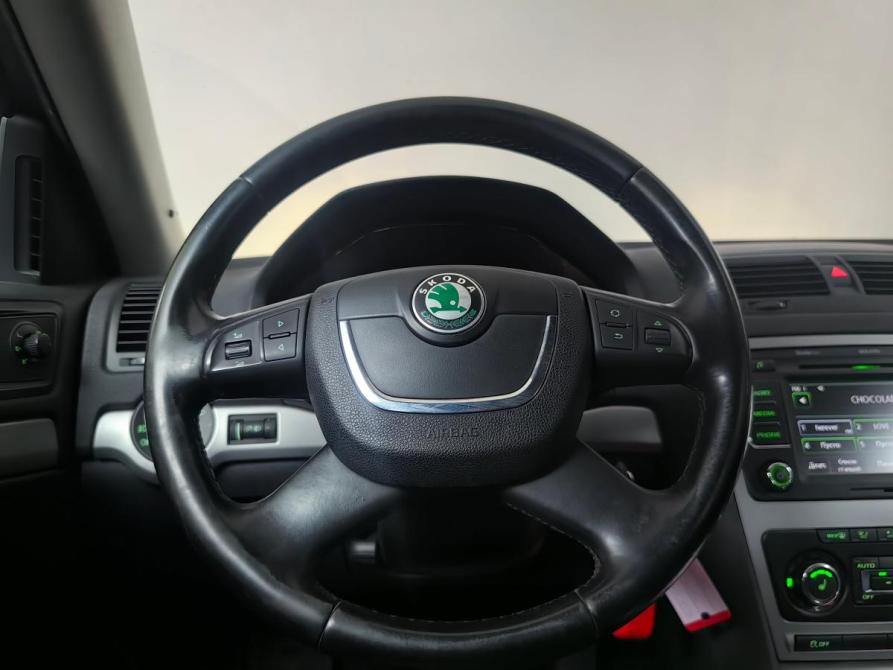 Skoda Octavia II (A5) Рестайлинг Москва  - изображение 13