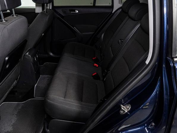 Volkswagen Tiguan I Рестайлинг с пробегом 2015 года, цена 1 799 000 рублей, 132995 км, внедорожник, Автокод Объявления