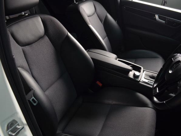 Mercedes-Benz C-Класс III (W204) Рестайлинг с пробегом 2012 года, цена 1 390 997 рублей, 107807 км, универсал, Автокод Объявления