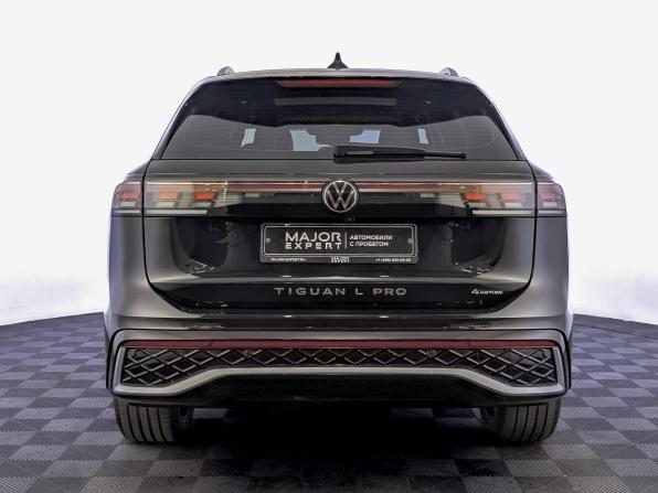 Volkswagen Tiguan II Рестайлинг (China Market) с пробегом 2024 года, цена 4 800 000 рублей, 43080 км, внедорожник, Автокод Объявления