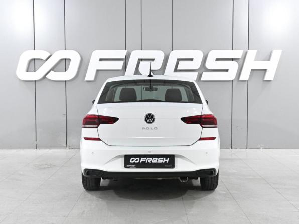 Volkswagen Polo VI с пробегом 2022 года, цена 1 649 000 рублей, 88990 км, лифтбек, Автокод Объявления