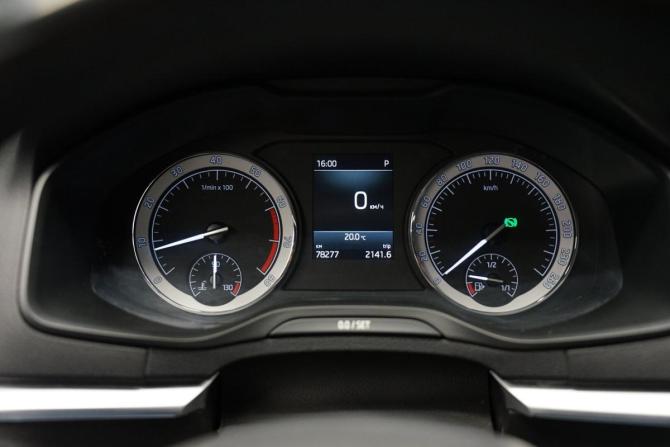 Skoda Karoq I с пробегом 2020 года, цена 2 322 000 рублей, 78253 км, внедорожник, Автокод Объявления
