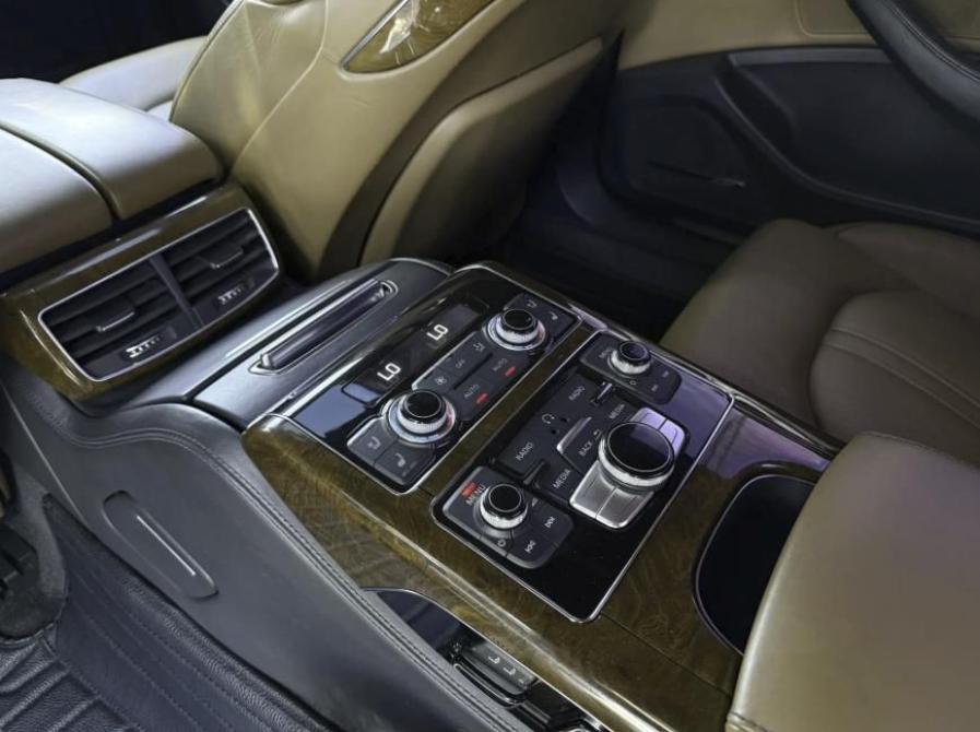 Audi A8 III (D4) Ставрополь  - изображение 27