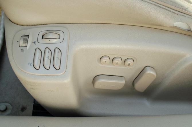 Renault Latitude I с пробегом 2013 года, цена 940 000 рублей, 200000 км, седан, Автокод Объявления