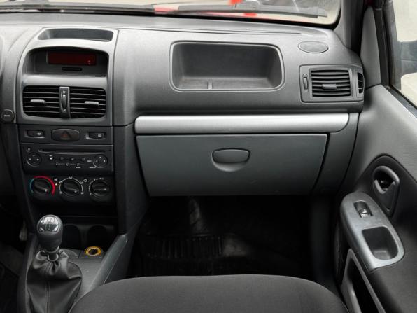 Renault Symbol I Рестайлинг с пробегом 2006 года, цена 279 000 рублей, 164735 км, седан, Автокод Объявления