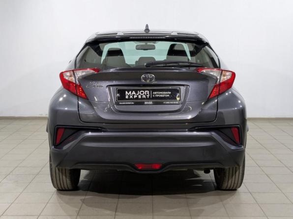 Toyota C-HR I с пробегом 2019 года, цена 2 550 000 рублей, 56400 км, внедорожник, Автокод Объявления