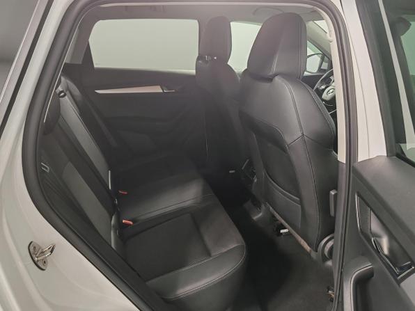 Skoda Karoq I с пробегом 2022 года, цена 2 599 000 рублей, 85227 км, внедорожник, Автокод Объявления