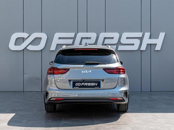 Kia Ceed III Рестайлинг с пробегом 2022 года, цена 2 220 000 рублей, 85949 км, универсал, Автокод Объявления