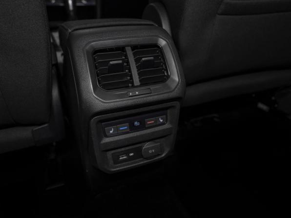 Volkswagen Tiguan II с пробегом 2019 года, цена 2 470 000 рублей, 66795 км, внедорожник, Автокод Объявления