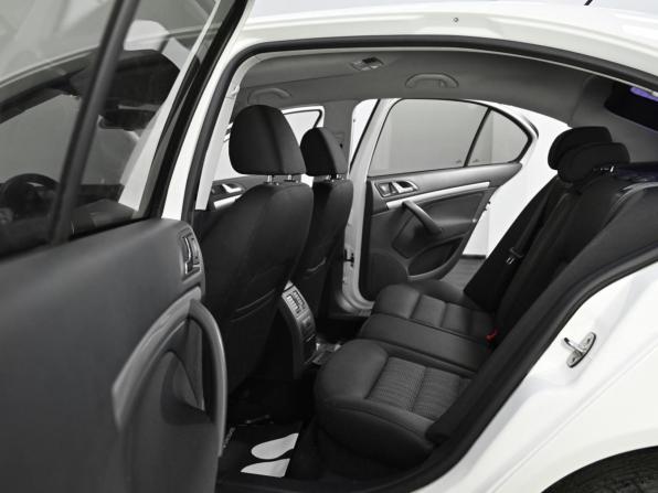 Skoda Octavia II (A5) Рестайлинг с пробегом 2012 года, цена 849 000 рублей, 162000 км, лифтбек, Автокод Объявления