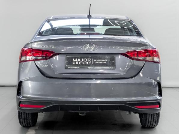 Hyundai Solaris II Рестайлинг с пробегом 2021 года, цена 1 715 000 рублей, 30505 км, седан, Автокод Объявления