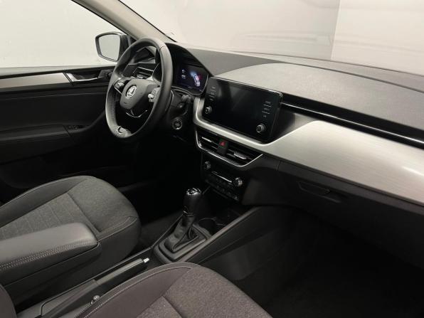 Skoda Rapid II с пробегом 2021 года, цена 1 996 000 рублей, 48743 км, лифтбек, Автокод Объявления