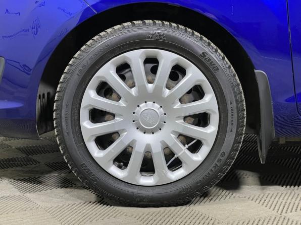 Ford Fiesta Mk6 Рестайлинг с пробегом 2016 года, цена 947 000 рублей, 58128 км, хэтчбек, Автокод Объявления