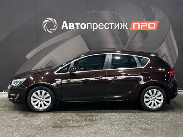 Opel Astra J Рестайлинг с пробегом 2015 года, цена 875 000 рублей, 132470 км, хэтчбек, Автокод Объявления