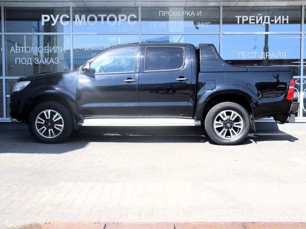 Toyota Hilux VII Рестайлинг с пробегом 2015 года, цена 2 657 000 рублей, 232300 км, пикап, Автокод Объявления