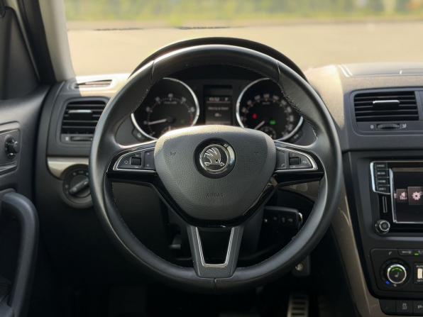 Skoda Yeti I Рестайлинг с пробегом 2016 года, цена 1 650 000 рублей, 131200 км, внедорожник, Автокод Объявления