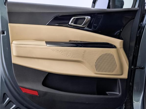 Kia Carnival IV с пробегом 2022 года, цена 3 800 000 рублей, 103452 км, минивэн, Автокод Объявления