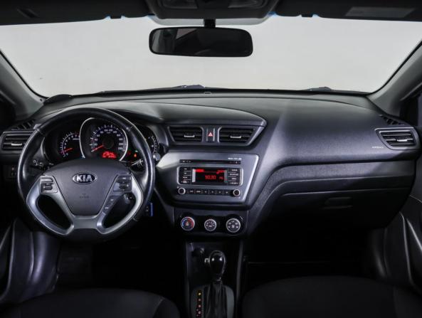 Kia Rio III Рестайлинг с пробегом 2015 года, цена 1 112 000 рублей, 87369 км, хэтчбек, Автокод Объявления