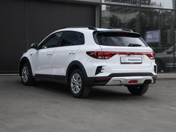 Kia Rio IV Рестайлинг с пробегом 2021 года, цена 1 550 000 рублей, 92732 км, хэтчбек, Автокод Объявления