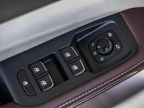 FAW Bestune T90 с пробегом 2025 года, цена 3 281 000 рублей, 10 км, внедорожник, Автокод Объявления