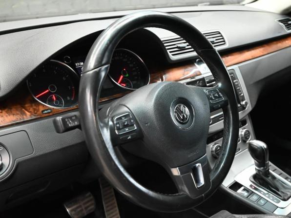 Volkswagen Passat CC I Рестайлинг с пробегом 2012 года, цена 1 380 000 рублей, 261202 км, седан, Автокод Объявления