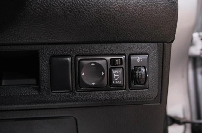 Nissan Tiida I Рестайлинг с пробегом 2010 года, цена 749 000 рублей, 221910 км, седан, Автокод Объявления