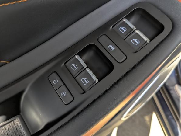 Omoda S5 с пробегом 2024 года, цена 1 800 000 рублей, 9180 км, седан, Автокод Объявления