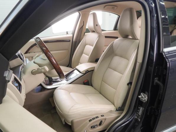 Volvo S80 II Рестайлинг 2 с пробегом 2014 года, цена 2 279 000 рублей, 106610 км, седан, Автокод Объявления